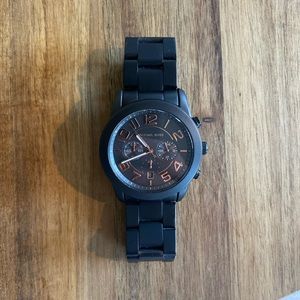 Like new Michael Kors men’s watch (mk-8330)